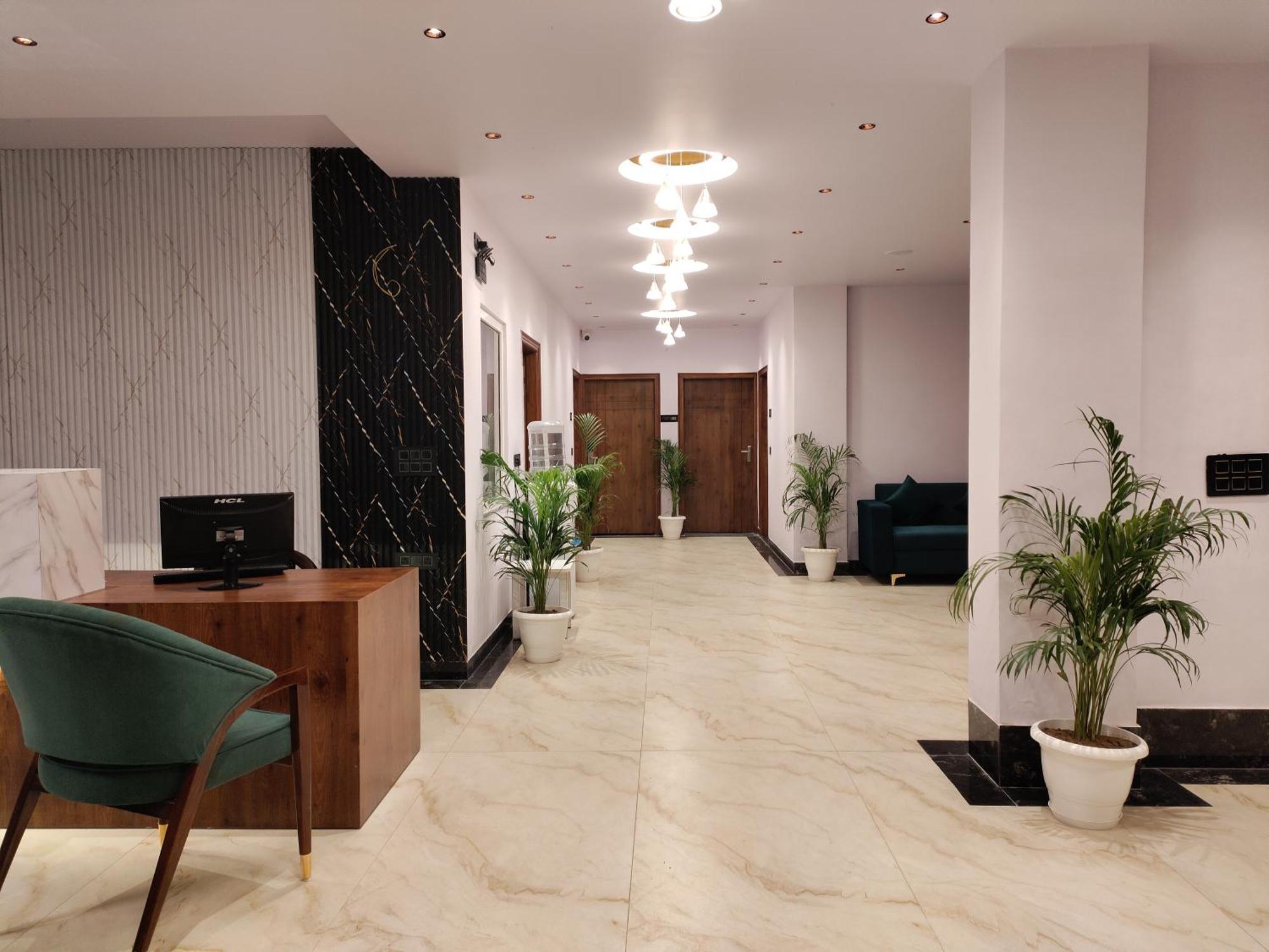 Emerald Suites Greater Noida Zewnętrze zdjęcie