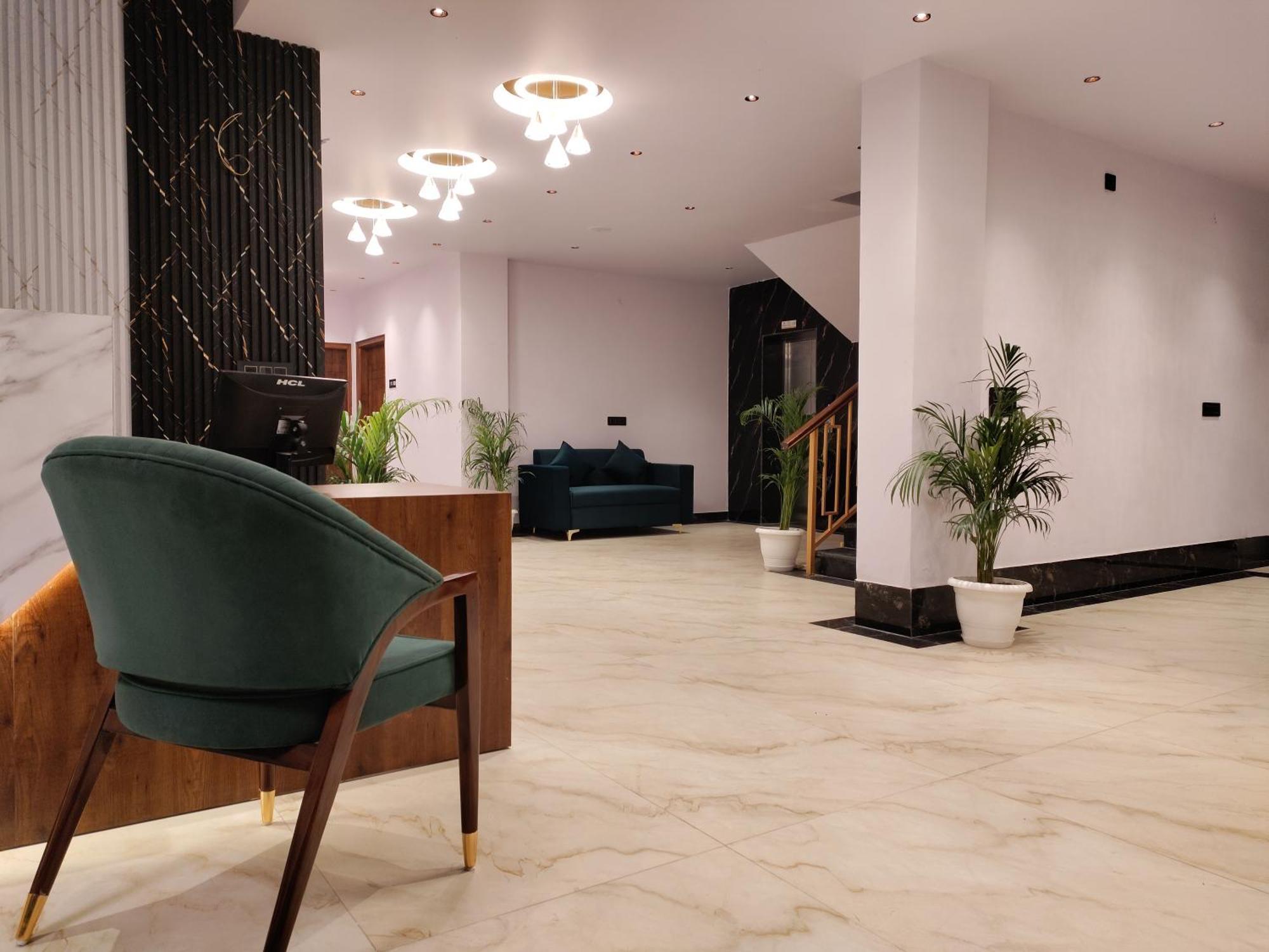 Emerald Suites Greater Noida Zewnętrze zdjęcie
