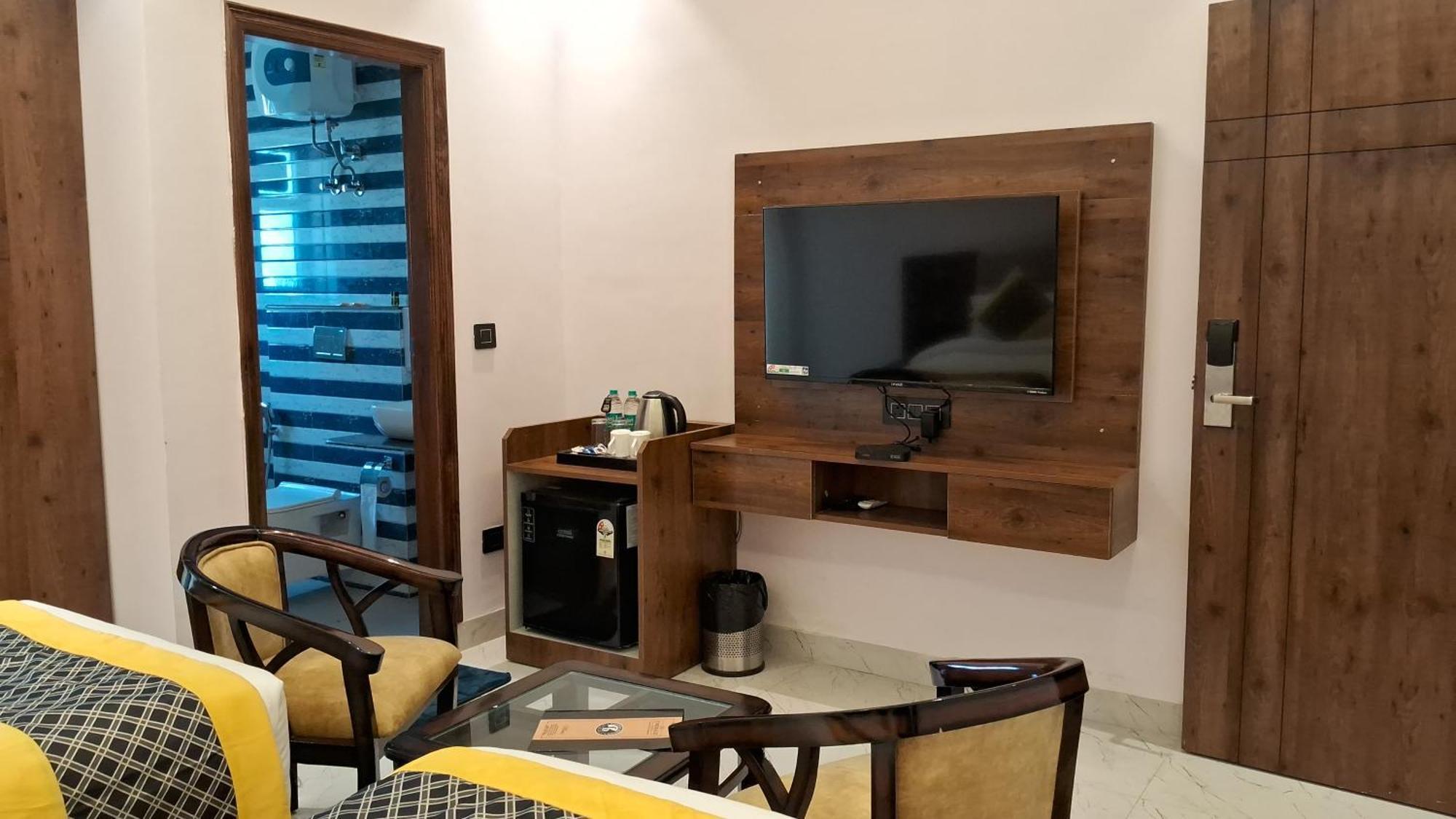 Emerald Suites Greater Noida Pokój zdjęcie