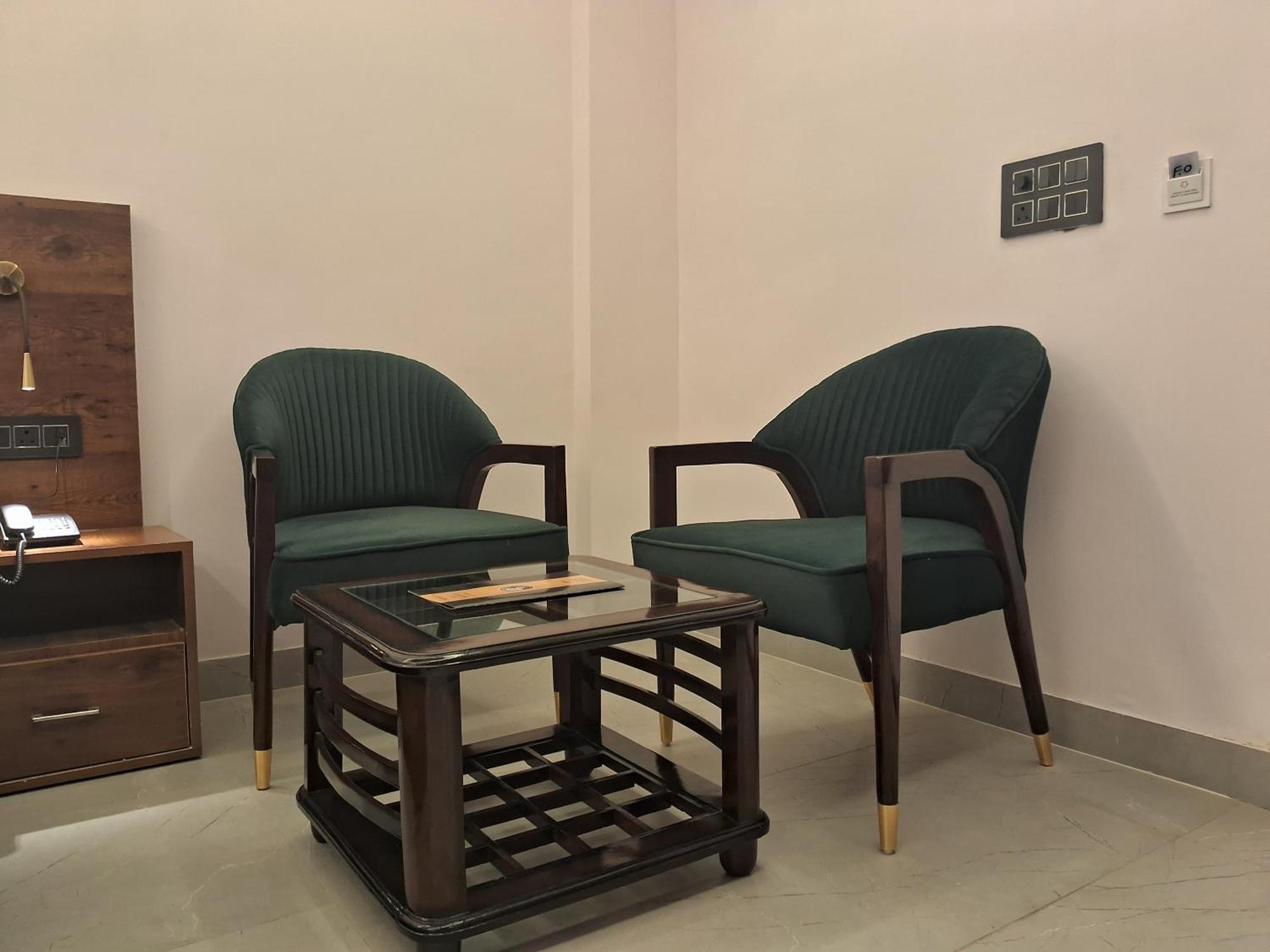 Emerald Suites Greater Noida Pokój zdjęcie