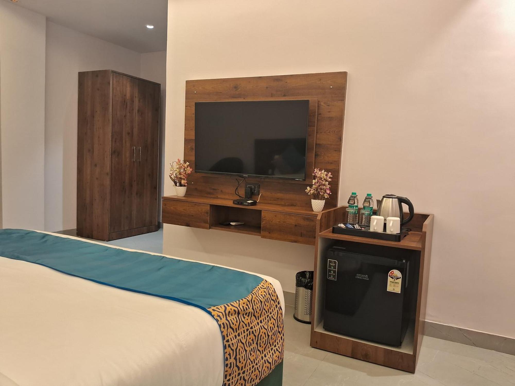 Emerald Suites Greater Noida Pokój zdjęcie